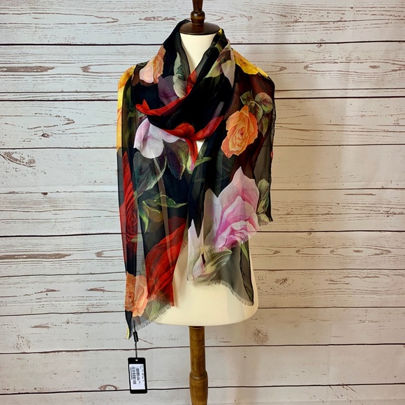 NWT DOLCE & GABBANA 100% Silk Scarf Wrap w/ Roses - Picture 2 of 7